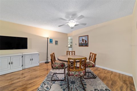 House in Ocala, Florida 2 bedrooms, 131.09 sq.m. № 1779034 - photo 10