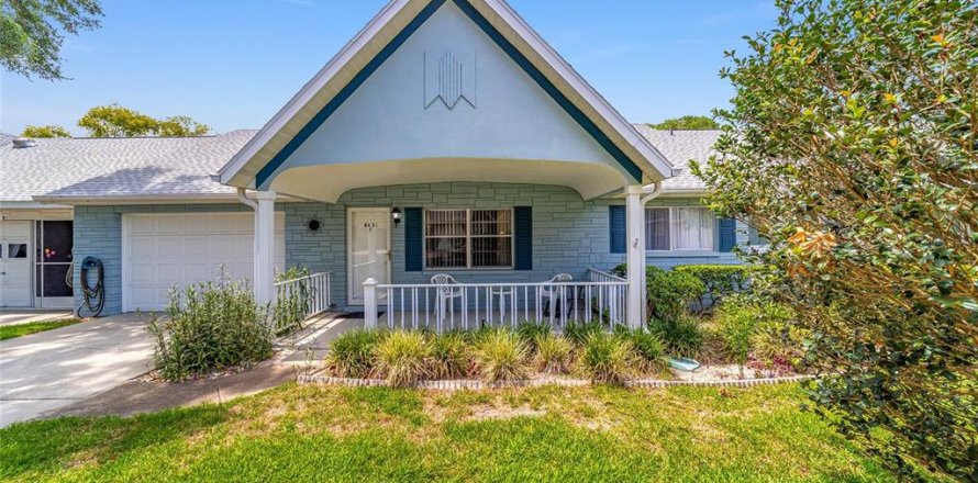 House in Ocala, Florida 2 bedrooms, 131.09 sq.m. № 1779034