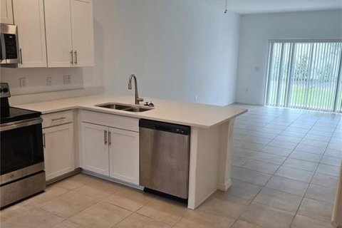 Townhouse in Sarasota, Florida 2 bedrooms, 115.01 sq.m. № 2356106