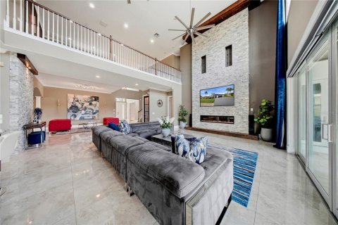 Casa en venta en Tampa, Florida, 4 dormitorios, 351.73 m2 № 2200172 - foto 18