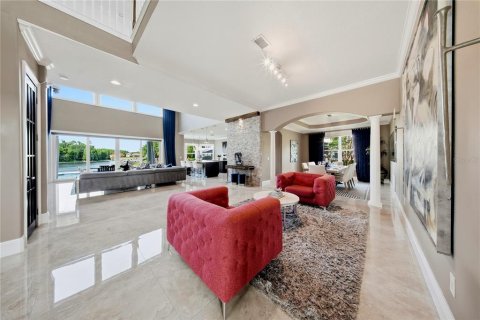 Casa en venta en Tampa, Florida, 4 dormitorios, 351.73 m2 № 2200172 - foto 19