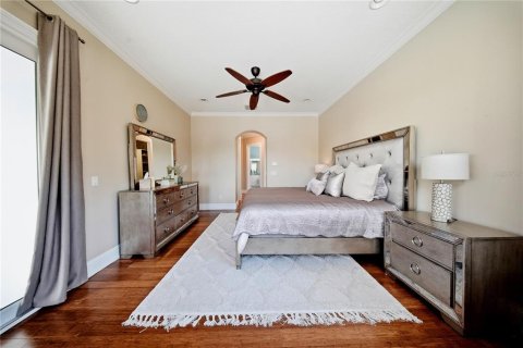 Casa en venta en Tampa, Florida, 4 dormitorios, 351.73 m2 № 2200172 - foto 24