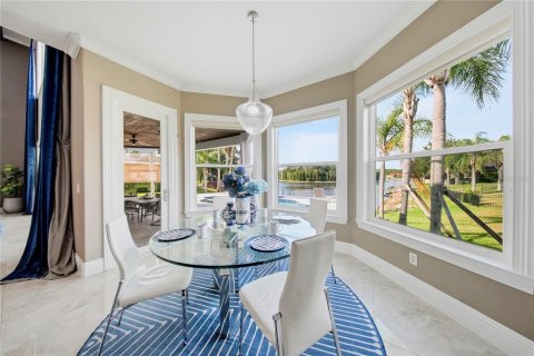 Casa en venta en Tampa, Florida, 4 dormitorios, 351.73 m2 № 2200172 - foto 8