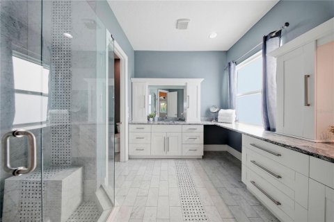 Casa en venta en Tampa, Florida, 4 dormitorios, 351.73 m2 № 2200172 - foto 26