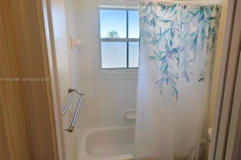 Casa en venta en Weston, Florida, 6 dormitorios, 414.07 m2 № 2034175 - foto 20