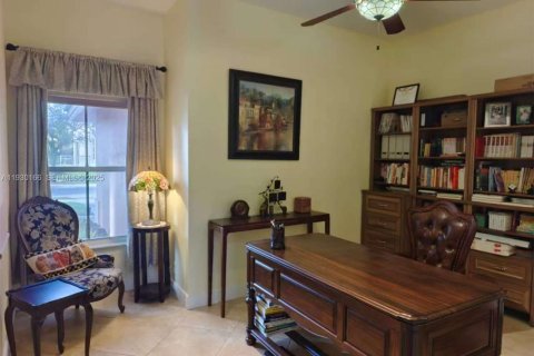 Casa en venta en Weston, Florida, 6 dormitorios, 414.07 m2 № 2034175 - foto 4