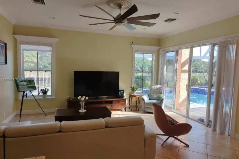 Casa en venta en Weston, Florida, 6 dormitorios, 414.07 m2 № 2034175 - foto 21