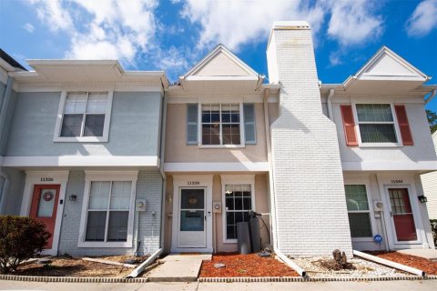 Condo in Temple Terrace, Florida, 2 bedrooms  № 1828388 - photo 1