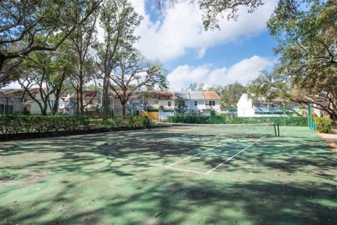 Condo in Temple Terrace, Florida, 2 bedrooms  № 1828388 - photo 21