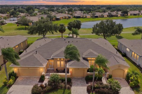 Condo à Sun City Center, Floride, 3 chambres  № 2427550