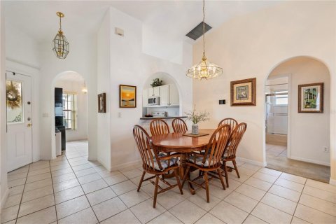Villa ou maison à vendre à Kissimmee, Floride: 3 chambres, 114.08 m2 № 2405681 - photo 10