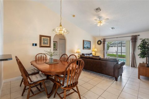 Villa ou maison à vendre à Kissimmee, Floride: 3 chambres, 114.08 m2 № 2405681 - photo 11