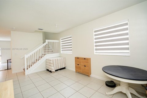 Touwnhouse à vendre à Homestead, Floride: 3 chambres, 157.47 m2 № 2395108 - photo 10
