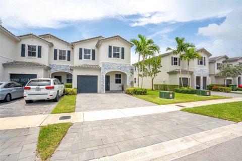 Touwnhouse à vendre à Homestead, Floride: 3 chambres, 157.47 m2 № 2395108 - photo 5