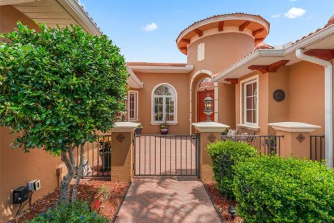 Casa en venta en Lady Lake, Florida, 3 dormitorios, 227.24 m2 № 1765744 - foto 6