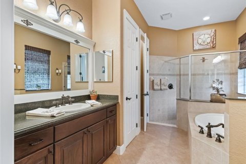 Casa en venta en Lady Lake, Florida, 3 dormitorios, 227.24 m2 № 1765744 - foto 28