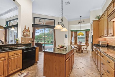 Casa en venta en Lady Lake, Florida, 3 dormitorios, 227.24 m2 № 1765744 - foto 15