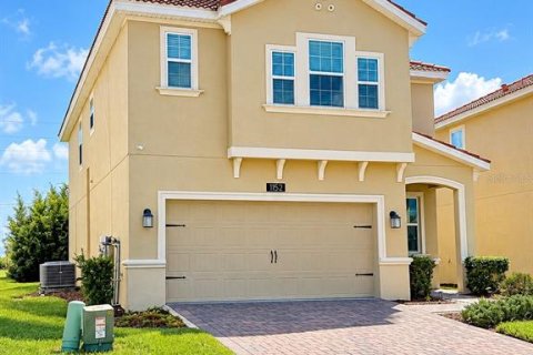 Casa en Davenport, Florida 4 dormitorios, 216.83 m2 № 2379700