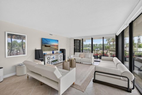 Copropriété à vendre à Palm Beach, Floride: 2 chambres, 175.12 m2 № 2246608 - photo 9