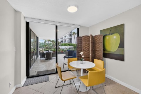 Copropriété à vendre à Palm Beach, Floride: 2 chambres, 175.12 m2 № 2246608 - photo 3