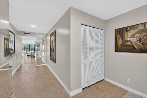 Copropriété à vendre à Palm Beach, Floride: 2 chambres, 175.12 m2 № 2246608 - photo 28
