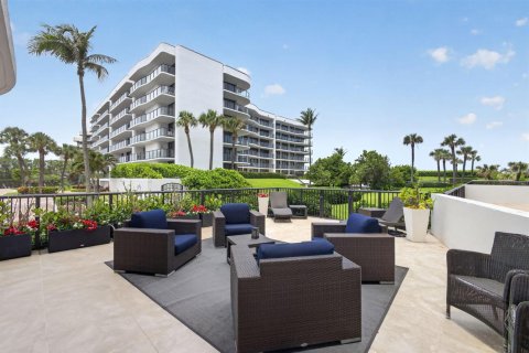 Copropriété à vendre à Palm Beach, Floride: 2 chambres, 175.12 m2 № 2246608 - photo 16