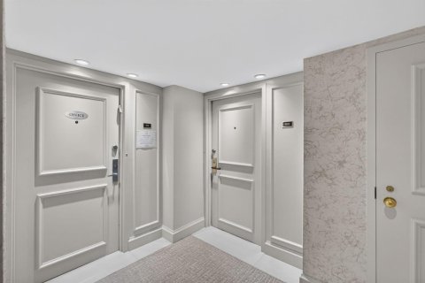 Copropriété à vendre à Palm Beach, Floride: 2 chambres, 175.12 m2 № 2246608 - photo 26