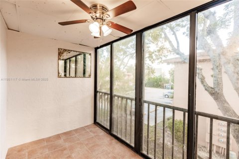 Купить кондоминиум в Форт Майерс, Флорида 2 спальни, № 1975243 - фото 23