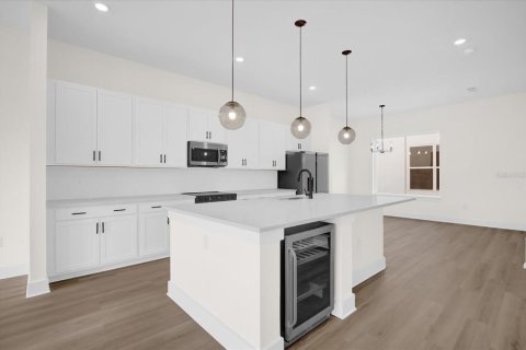 Townhouse in Oviedo, Florida 3 bedrooms, 187.66 sq.m. № 2115273 - photo 3