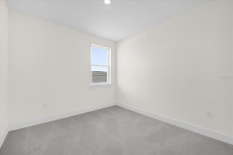 Townhouse in Oviedo, Florida 3 bedrooms, 187.66 sq.m. № 2115273 - photo 19