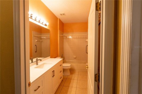 House in Ocoee, Florida 4 bedrooms, 203.64 sq.m. № 2092577 - photo 29