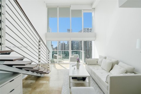 Condo in Miami, Florida, 1 bedroom  № 2052977 - photo 12