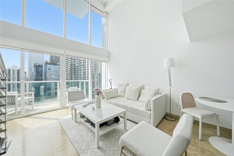 Condo in Miami, Florida, 1 bedroom  № 2052977 - photo 11