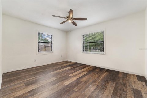 House in Longwood, Florida 3 bedrooms, 119.19 sq.m. № 1757750 - photo 13