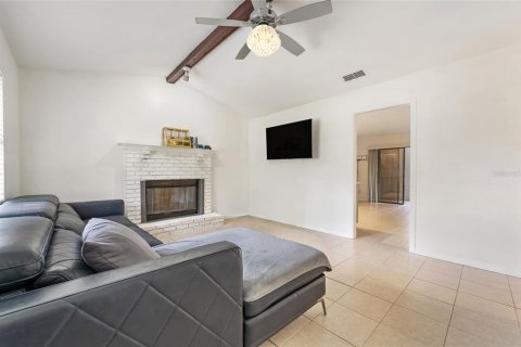 House in Longwood, Florida 3 bedrooms, 119.19 sq.m. № 1757750 - photo 3
