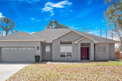 House in Lake Mary, Florida 4 bedrooms, 211.72 sq.m. № 2121144 - photo 10