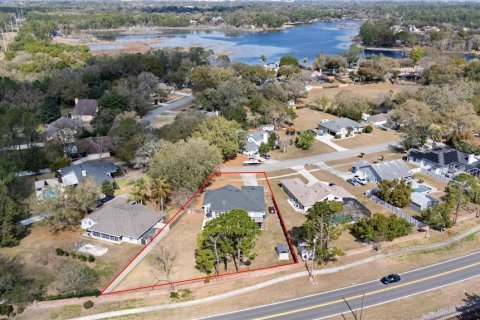 House in Lake Mary, Florida 4 bedrooms, 211.72 sq.m. № 2121144 - photo 5