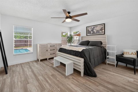 House in Palm Harbor, Florida 3 bedrooms, 189.71 sq.m. № 1909186 - photo 29