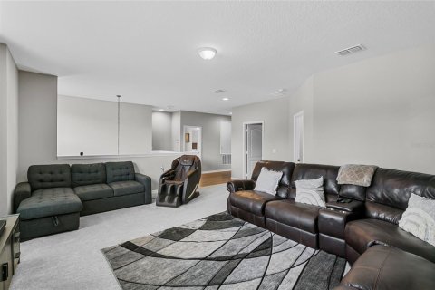House in DeBary, Florida 5 bedrooms, 342.72 sq.m. № 1542905 - photo 21