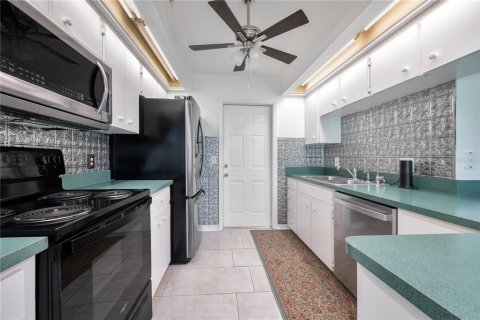 Casa en venta en Lakeland, Florida, 3 dormitorios, 115.29 m2 № 1848731 - foto 14