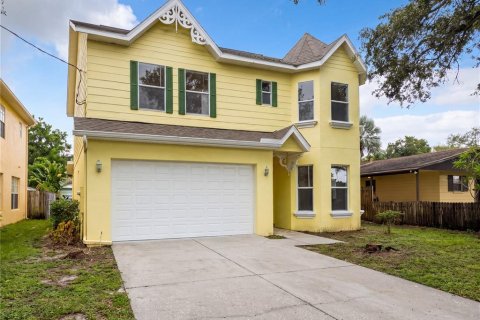 Villa ou maison à vendre à Tampa, Floride: 5 chambres, 272.95 m2 № 2283775 - photo 2