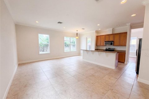 Villa ou maison à vendre à Tampa, Floride: 5 chambres, 272.95 m2 № 2283775 - photo 4