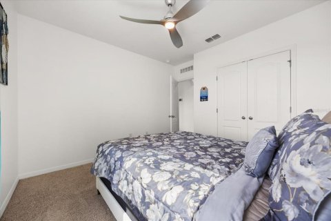 Casa en alquiler en Kissimmee, Florida, 5 dormitorios, 248.42 m2 № 2116366 - foto 15