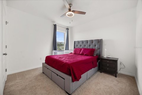 Casa en alquiler en Kissimmee, Florida, 5 dormitorios, 248.42 m2 № 2116366 - foto 25