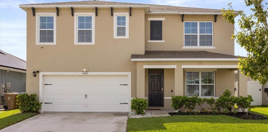 Casa en Kissimmee, Florida 5 dormitorios, 248.42 m2 № 2116366