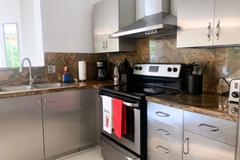 Copropriété à vendre à Aventura, Floride: 2 chambres, 102.19 m2 № 1868236 - photo 7