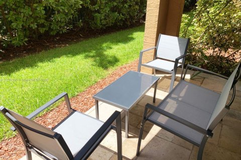 Copropriété à vendre à Aventura, Floride: 2 chambres, 102.19 m2 № 1868236 - photo 5