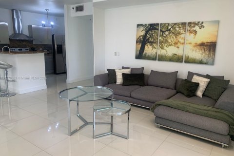 Copropriété à vendre à Aventura, Floride: 2 chambres, 102.19 m2 № 1868236 - photo 2
