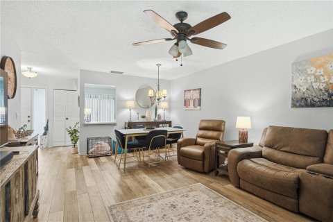 Copropriété à vendre à Palm Harbor, Floride: 2 chambres, 104.05 m2 № 2095251 - photo 8