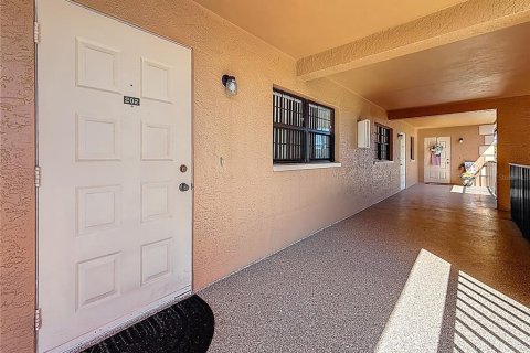 Condominio en venta en Largo, Florida, 2 dormitorios, 84.73 m2 № 1735390 - foto 3